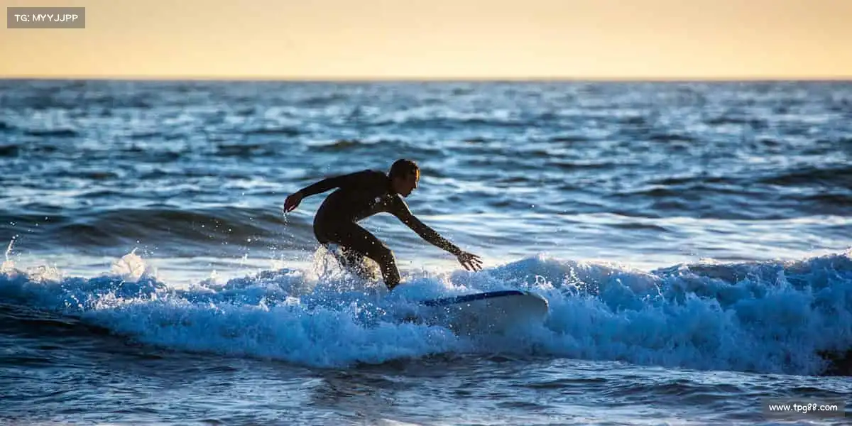 bb贝博——拳力以赴！释放压力，格斗课程点燃你的斗志🔥